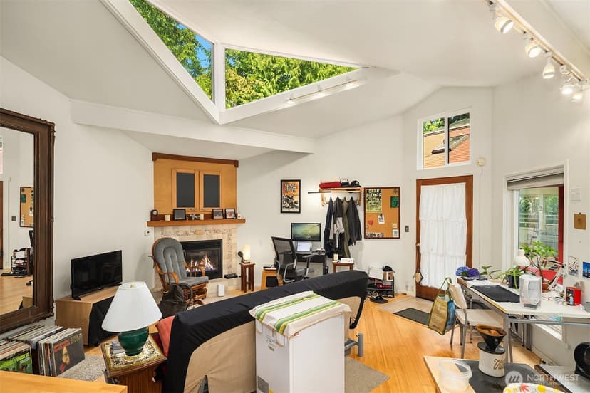 Property photo for 11469 Kallgren Road NE, Bainbridge Island photo 35