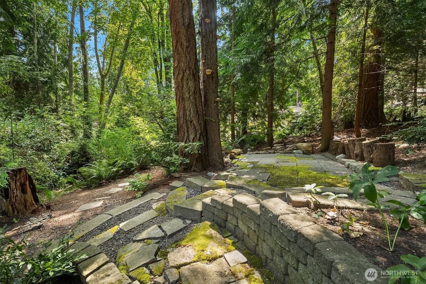 Property photo for 11469 Kallgren Road NE, Bainbridge Island photo 7