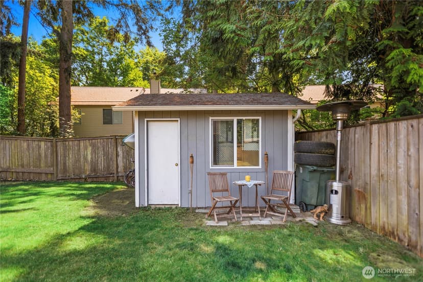 Property photo for 10301 NE 136th Place, Kirkland photo 35