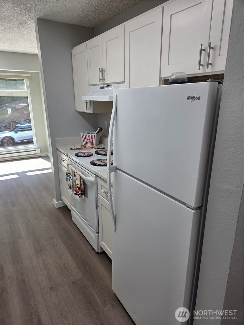 Property photo for 15140 65th Avenue S #206, Tukwila photo 3