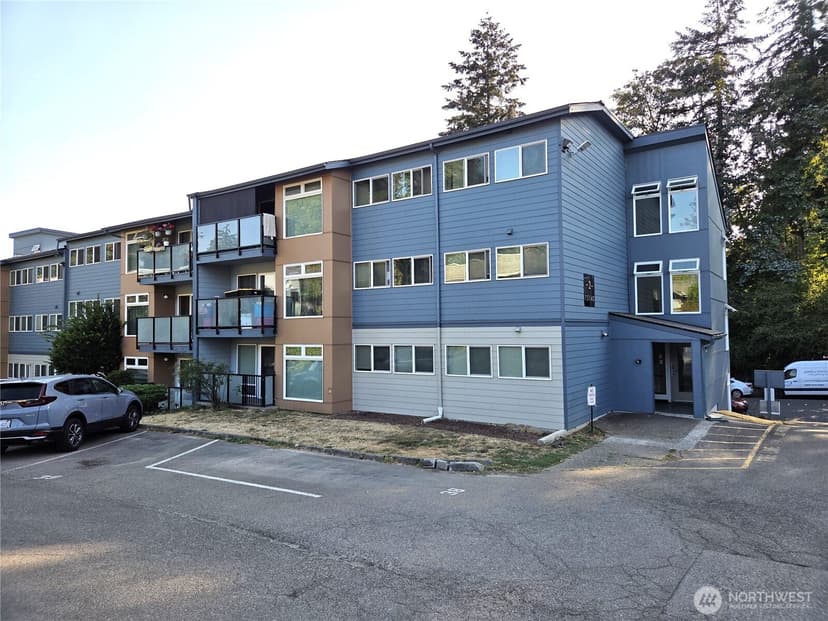 Property photo for 15140 65th Avenue S #206, Tukwila photo 22