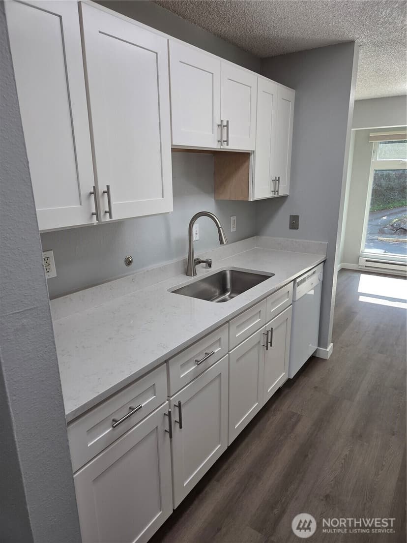 Property photo for 15140 65th Avenue S #206, Tukwila photo 4