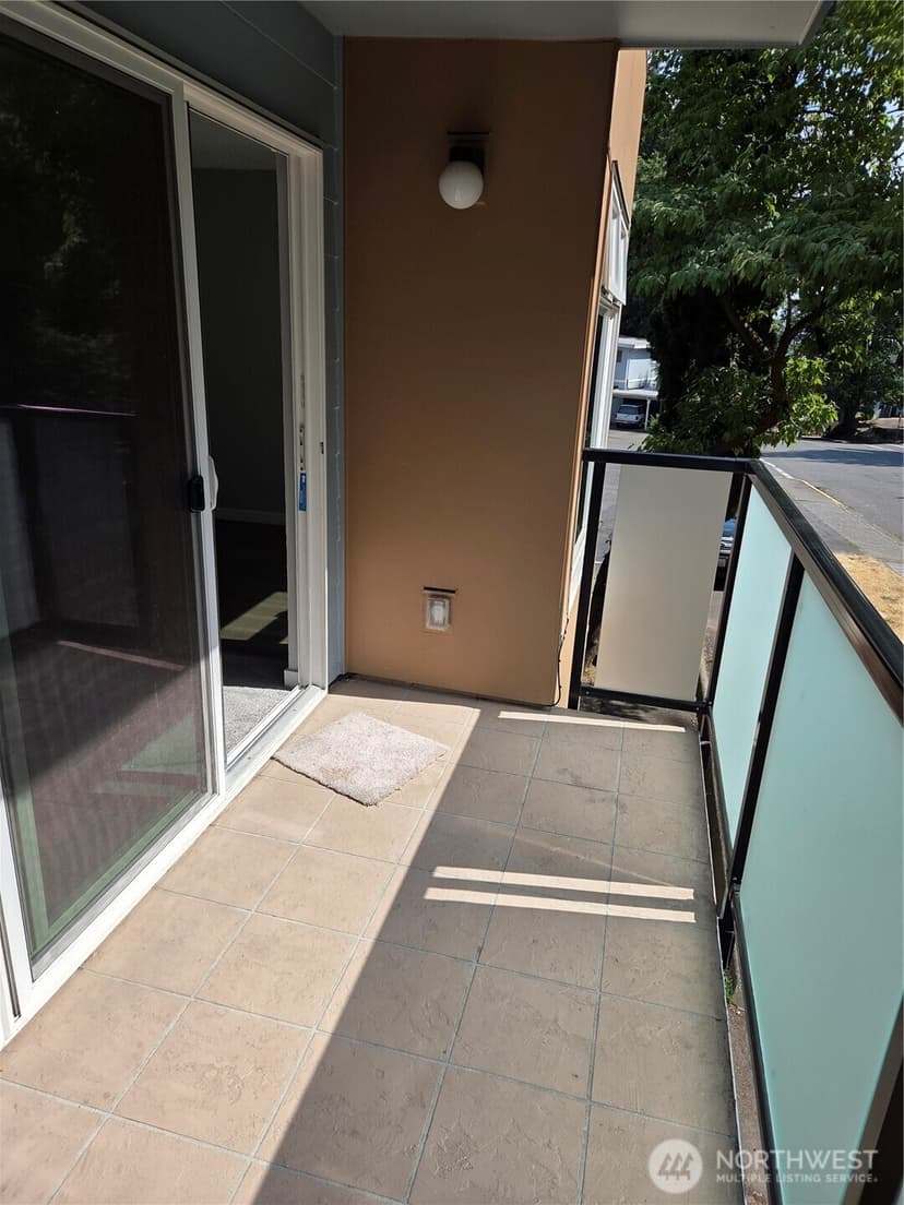 Property photo for 15140 65th Avenue S #206, Tukwila photo 16