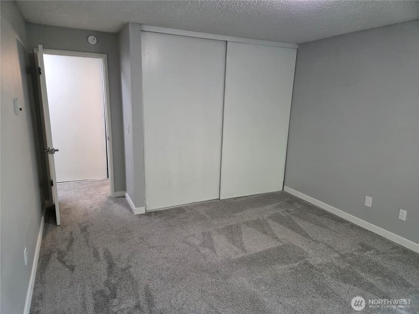 Property photo for 15140 65th Avenue S #206, Tukwila photo 9