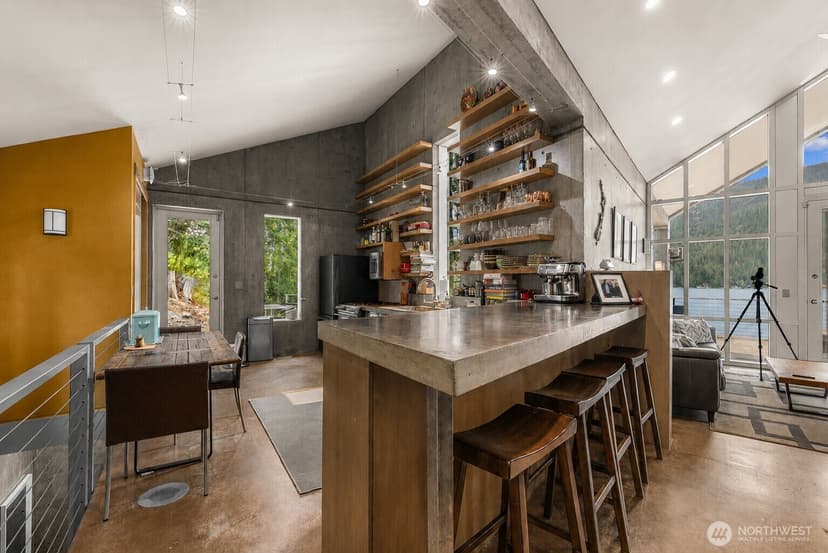 Property photo for 16161 N Shore Drive, Leavenworth photo 6