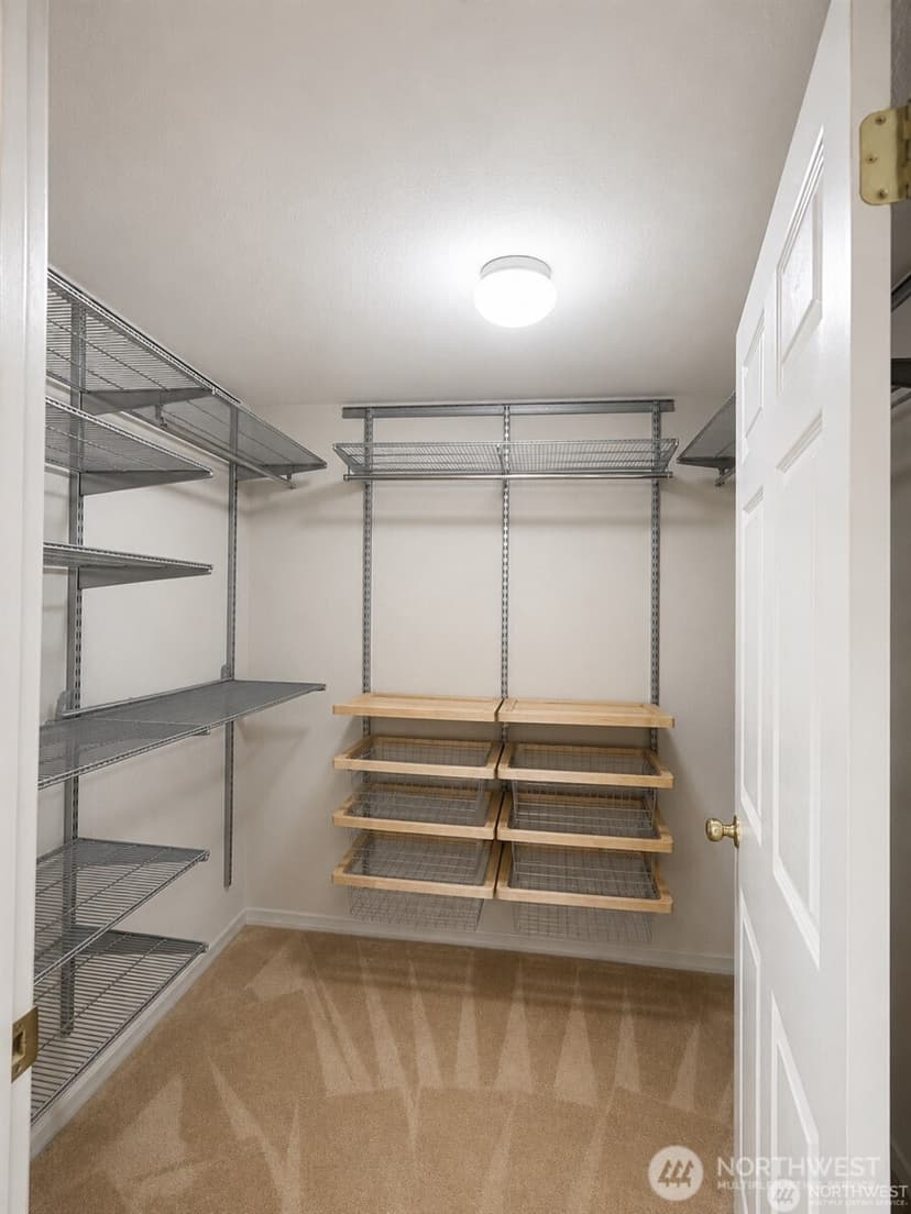Property photo for 15020 Bothell Way NE #204, Lake Forest Park photo 18