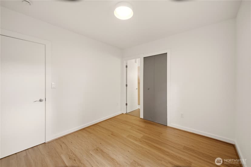 Property photo for 14323 23rd Place NE, Seattle photo 13