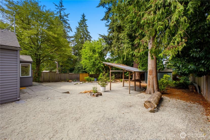 Property photo for 14323 23rd Place NE, Seattle photo 21