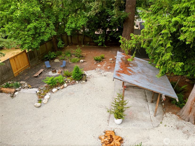 Property photo for 14323 23rd Place NE, Seattle photo 32