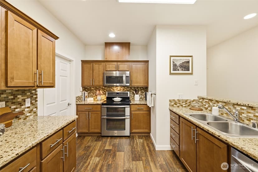 Property photo for 1900 Weaver Road #N106, Snohomish photo 10