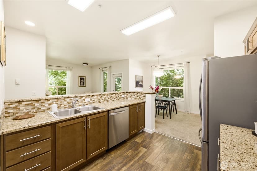 Property photo for 1900 Weaver Road #N106, Snohomish photo 12