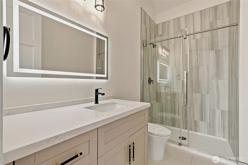 Property photo for 3001 225th Place SW, Brier photo 6