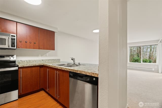 Property photo for 11309 NE 128th Street #F104, Kirkland photo 4