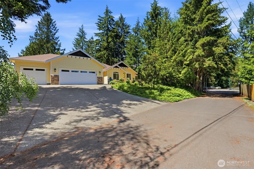 Property photo for 8424 Cirque Drive W, University Place photo 37