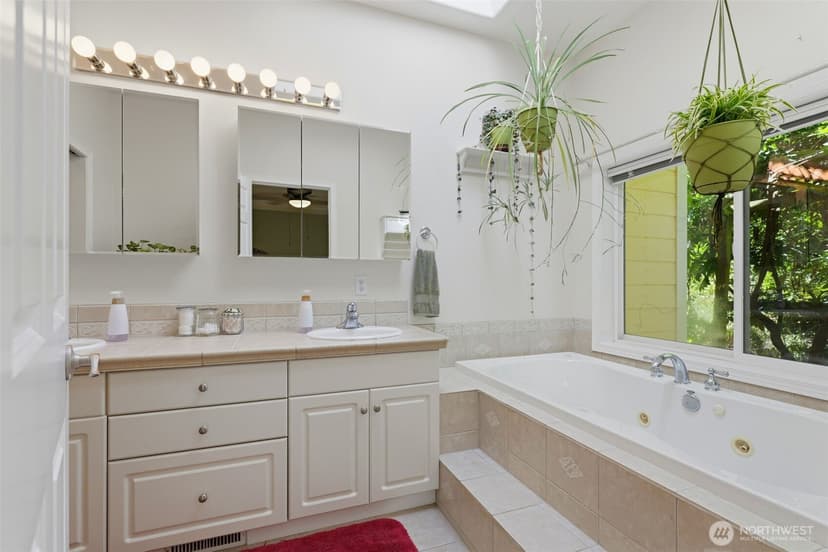 Property photo for 8424 Cirque Drive W, University Place photo 20
