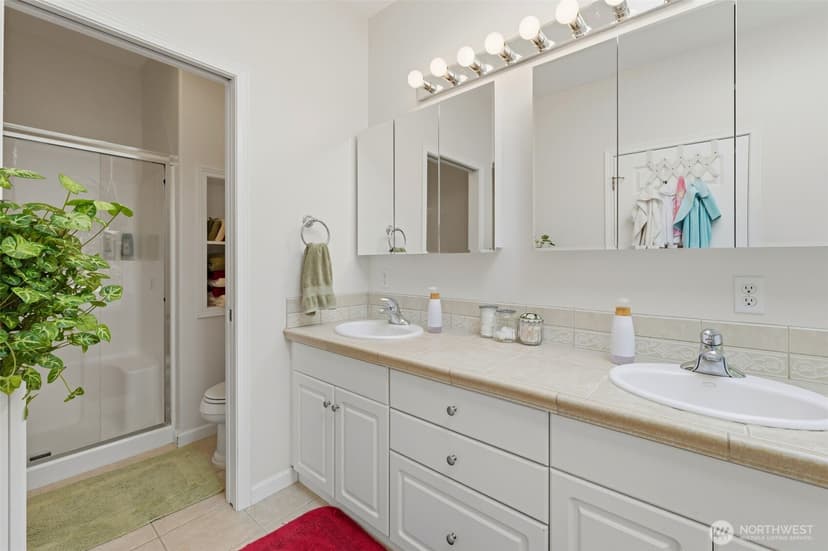 Property photo for 8424 Cirque Drive W, University Place photo 21
