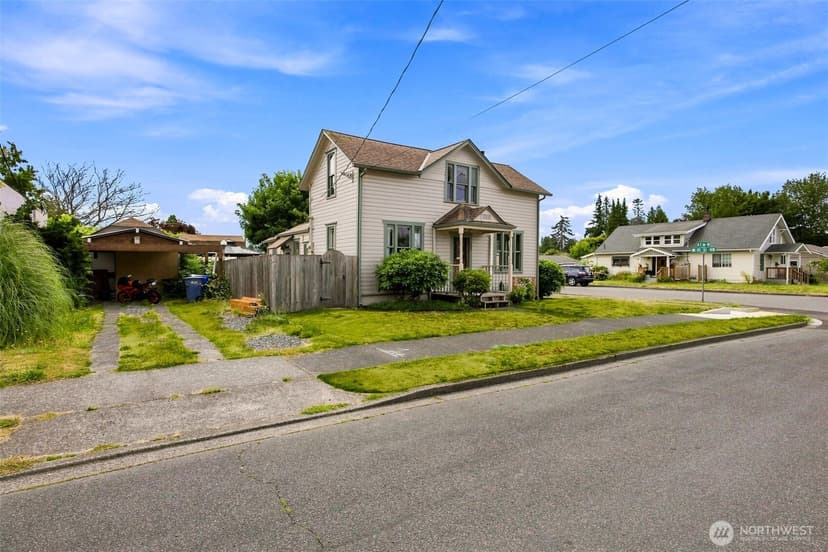 Property photo for 928 3rd Avenue NW, Puyallup photo 21