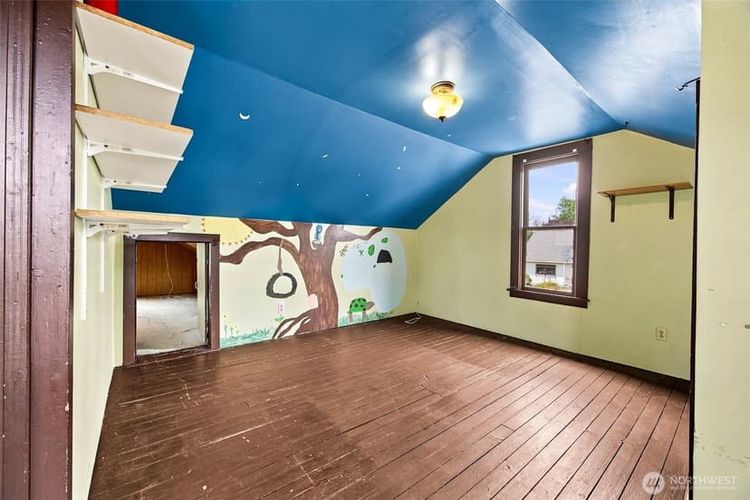 Property photo for 928 3rd Avenue NW, Puyallup photo 14