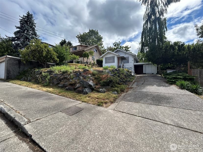 Property photo for 6538 51st Avenue S, Seattle photo 40