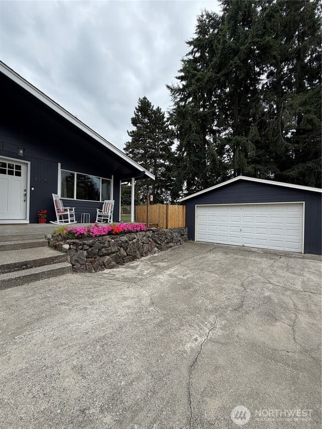 Property photo for 8304 55th Street W, University Place photo 3