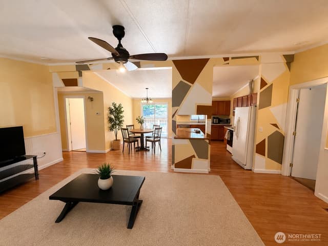 Property photo for 9039 Steele Creek Loop NE, Bremerton photo 4