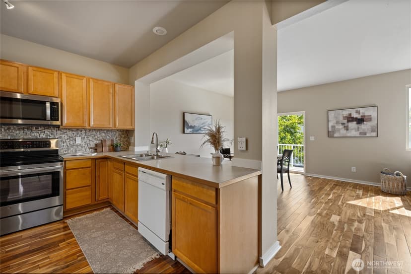 Property photo for 7722 39th Avenue S, Seattle photo 6
