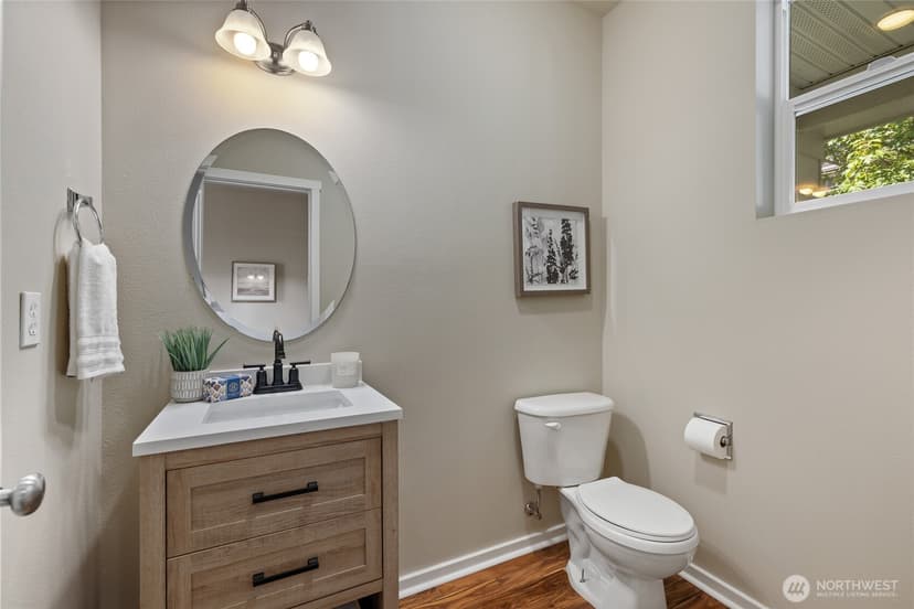 Property photo for 7722 39th Avenue S, Seattle photo 5