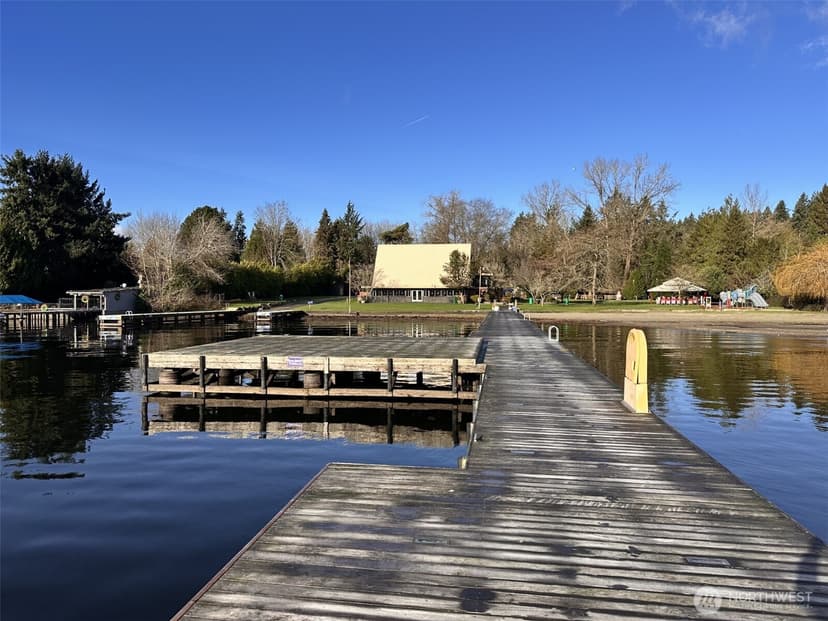 Property photo for 18461 Ballinger Way NE, Lake Forest Park photo 32