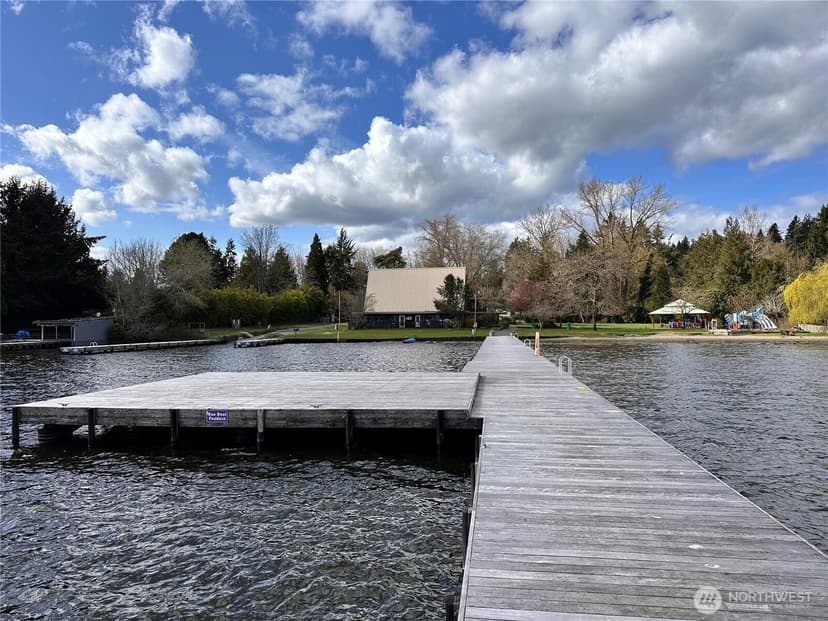 Property photo for 18461 Ballinger Way NE, Lake Forest Park photo 34