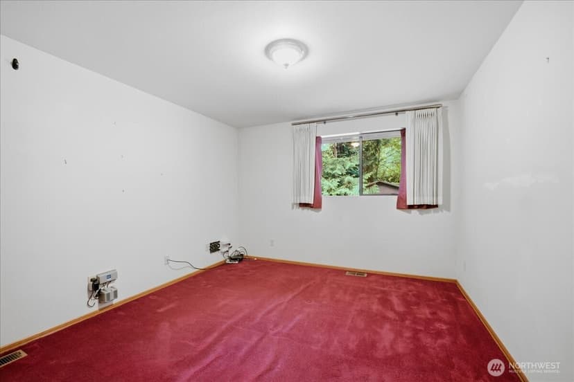 Property photo for 18461 Ballinger Way NE, Lake Forest Park photo 16