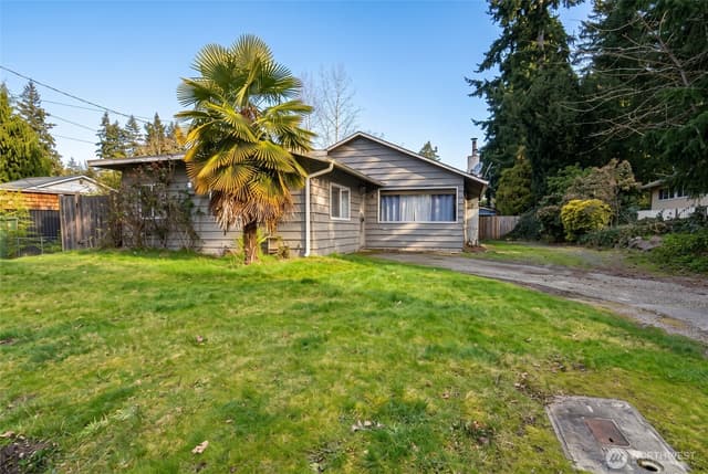 Property photo for 23504 58th Avenue W, Mountlake Terrace photo 2