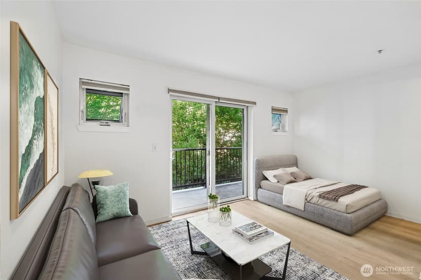Property photo for 12345 Roosevelt Way NE #306, Seattle photo 7