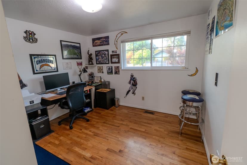 Property photo for 10609 SE 232nd Street, Kent photo 12