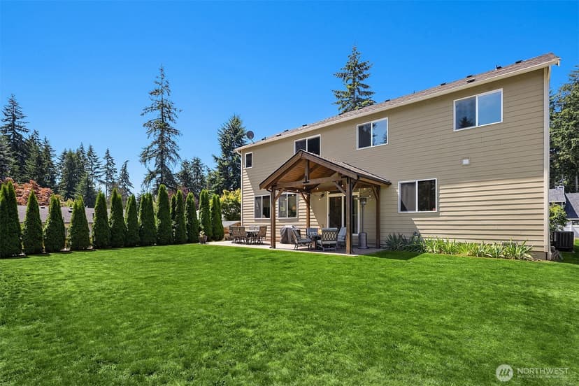 Property photo for 26 Meadow Place SE, Everett photo 31