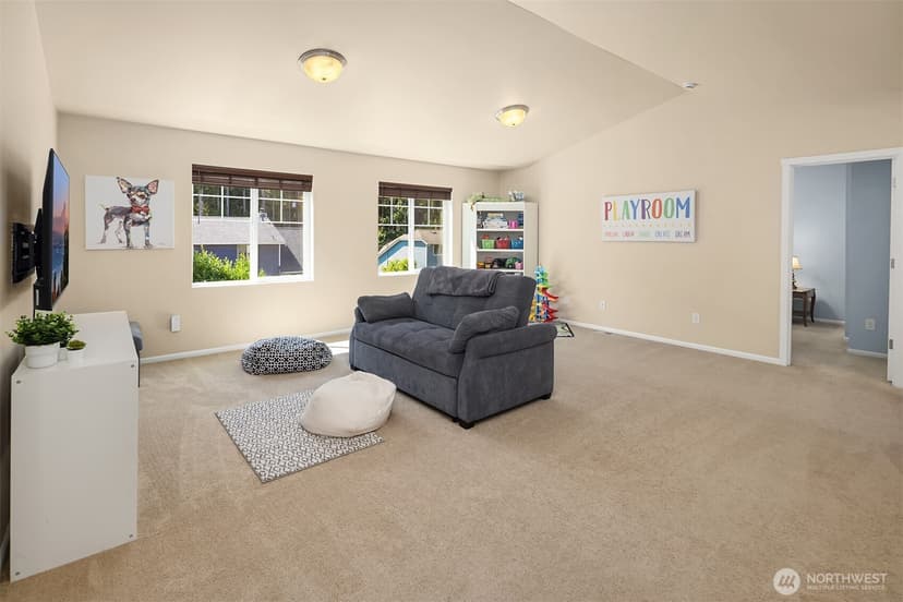 Property photo for 26 Meadow Place SE, Everett photo 26