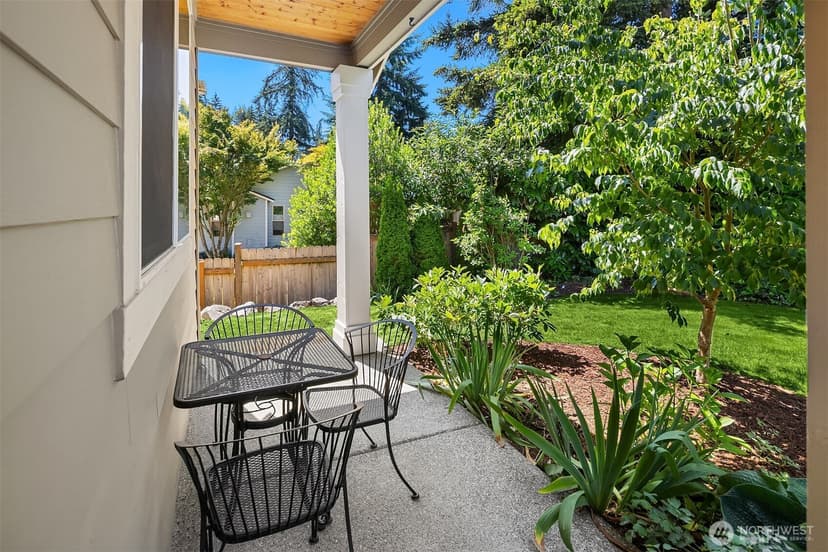 Property photo for 26 Meadow Place SE, Everett photo 8