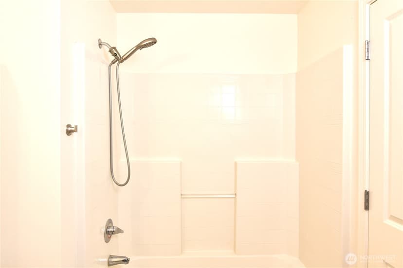 Property photo for 6128 Issac Avenue SE #D, Auburn photo 10