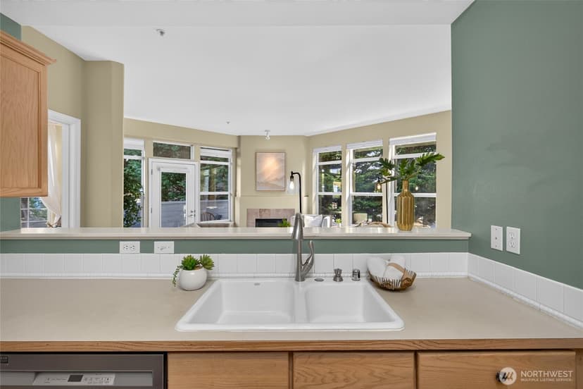 Property photo for 19412 48th Avenue W #103, Lynnwood photo 15