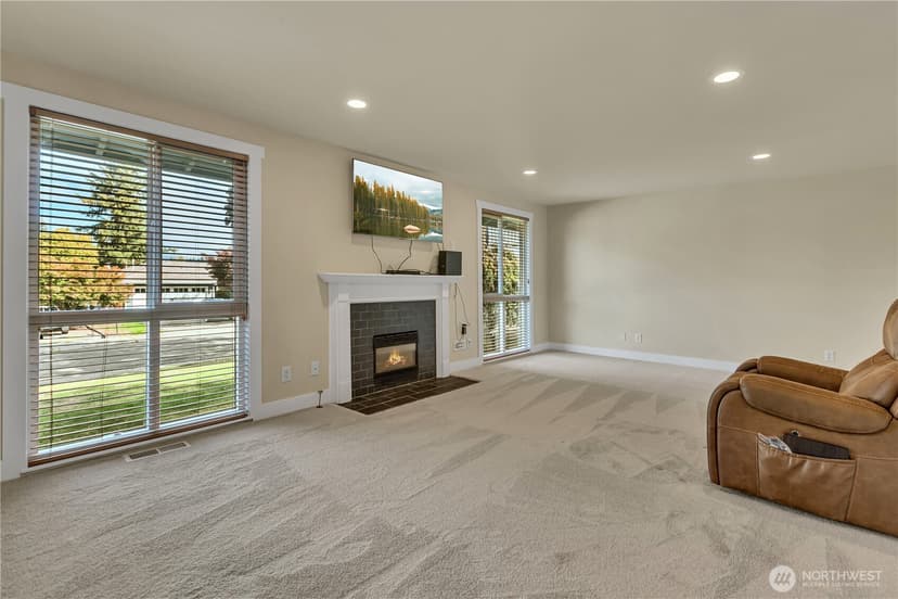 Property photo for 14307 SE 164th Street, Renton photo 10