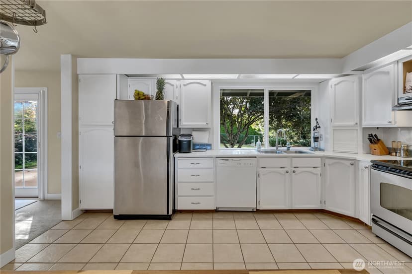 Property photo for 14307 SE 164th Street, Renton photo 17