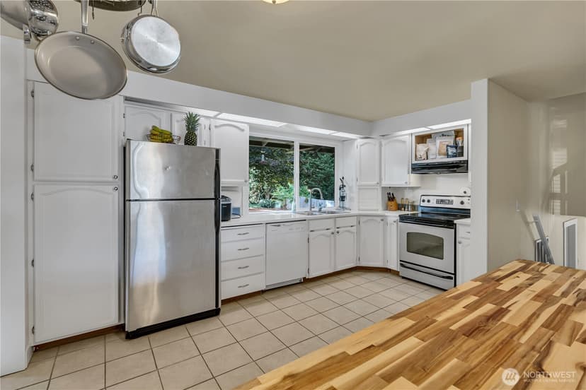 Property photo for 14307 SE 164th Street, Renton photo 16