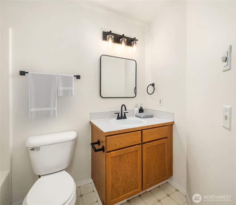 Property photo for 6116 78th Avenue NE, Marysville photo 10