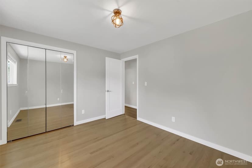 Property photo for 2102 Vine Road, Brier photo 20