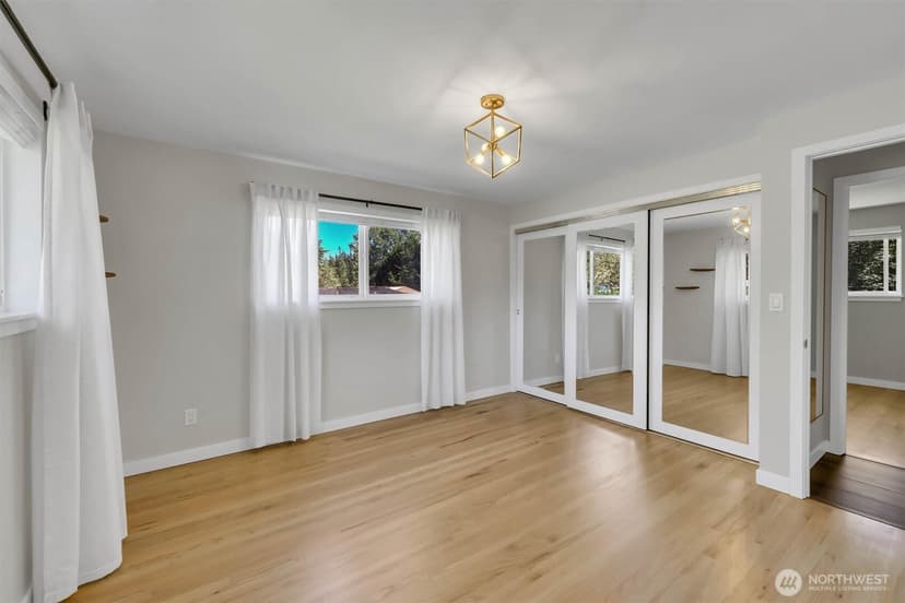 Property photo for 2102 Vine Road, Brier photo 17