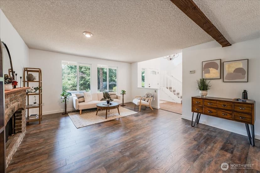 Property photo for 5905 147th Street SW, Edmonds photo 4