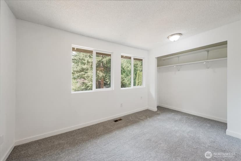 Property photo for 5905 147th Street SW, Edmonds photo 19