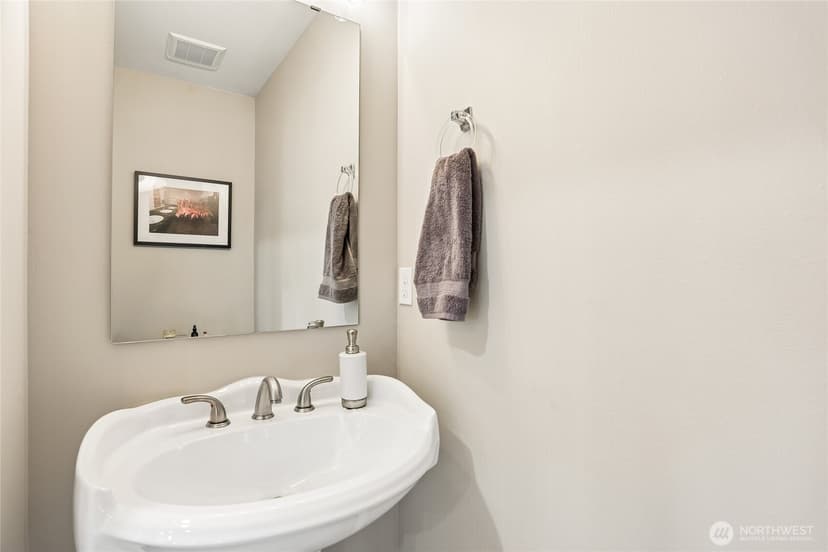 Property photo for 4314 137th Place SW, Lynnwood photo 22