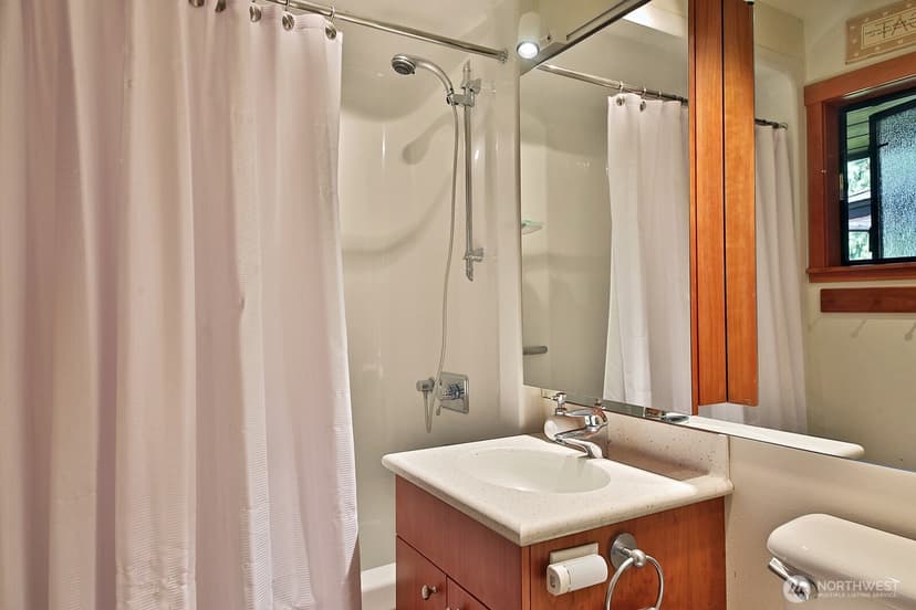 Property photo for 3679 Saratoga Road, Langley photo 32
