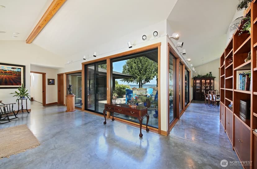 Property photo for 3679 Saratoga Road, Langley photo 15