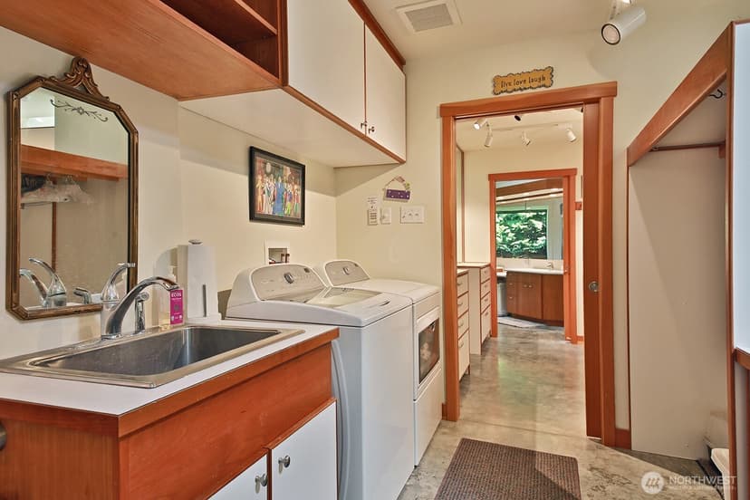 Property photo for 3679 Saratoga Road, Langley photo 31
